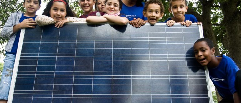 Sustentabilidade - Energia Solar em Escola Estadual. Painel Fotovoltaico. NHS Solar